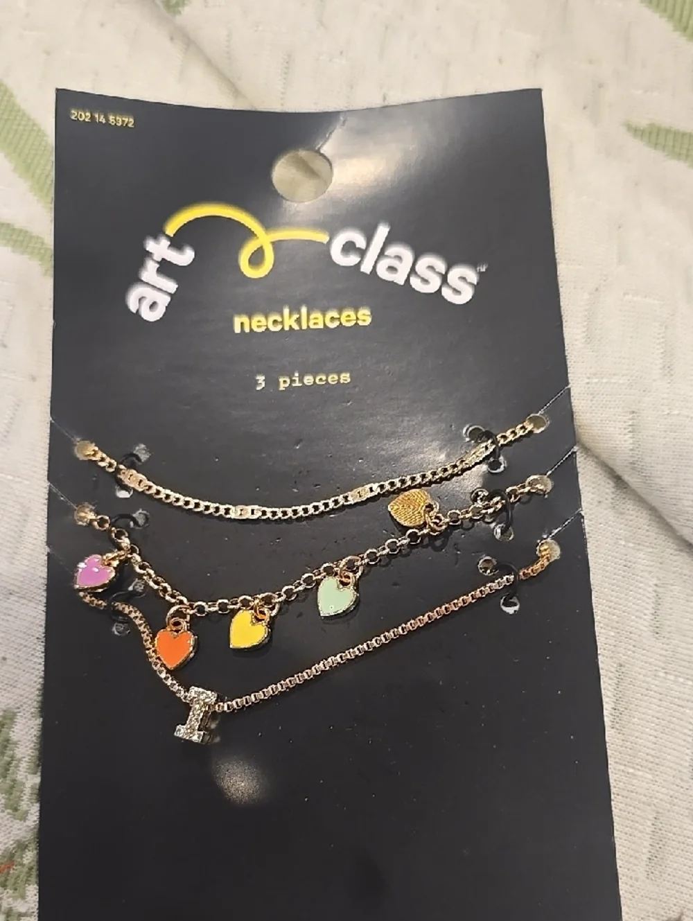 ❤️10/$13 New art class Gold Tone 3-Piece Heart Charm Necklace